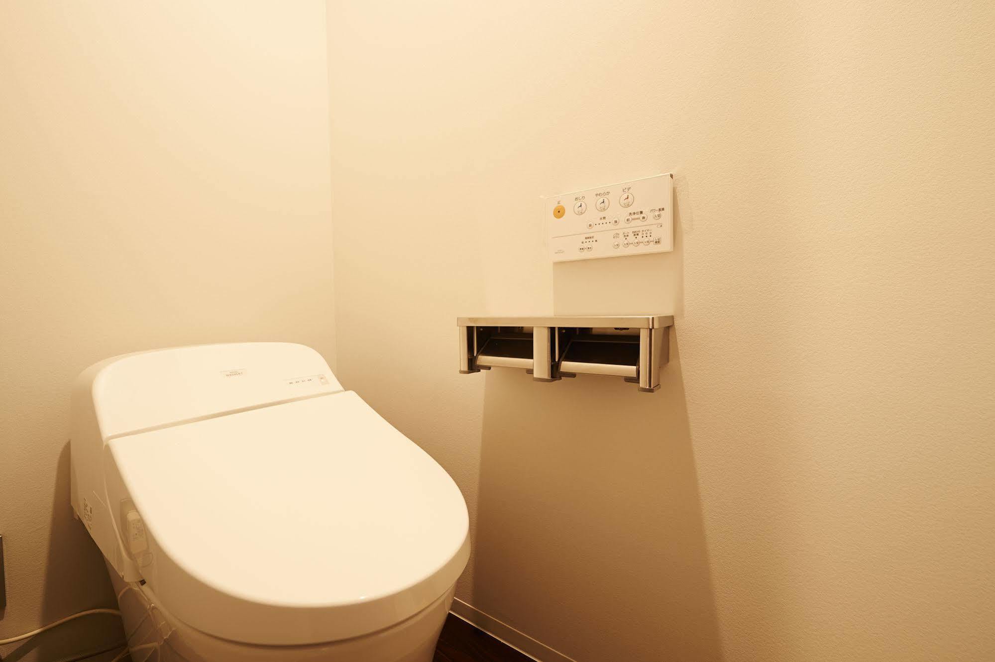 Okayama Square Hotel Plus מראה חיצוני תמונה